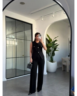 SİYAH GOLD DÜĞMELİ CEP KAPAKLI YELEK PANTOLON TAKIM