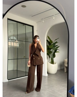 KAHVE ASİMETRİK YAKA GOLD DÜĞMELİ YELEK PANTOLON TAKIM