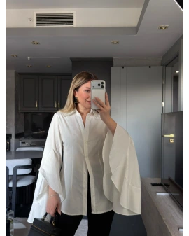 BEYAZ KOLLARI VOLANLI GÖMLEK