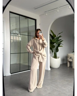 TAŞ KRUVAZE ALTIN DÜĞMELİ GÖMLEK TAKIM 1234