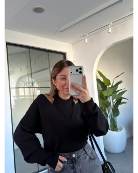 SİYAH İKİLİ V YAKA TRİKO TAKIM