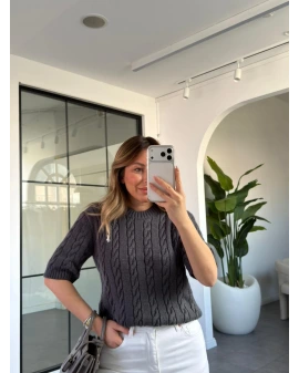 ANTRASİT BİSİKLET YAKA SAÇ ÖRGÜ DESEN KISA KOLLU TRİKO