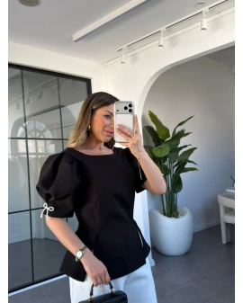 SİYAH FİYONK DETAYLI BALON KOL BLUZ