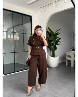 KAHVE DİK YAKA DÜĞMELİ BLUZ TAKIM