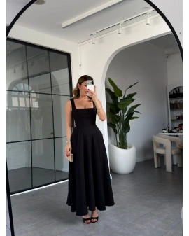 SİYAH KALIN ASKILI KARE YAKA ELBİSE