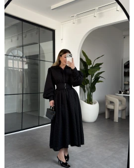 SİYAH DANTEL MOTİFLİ BRODE ELBİSE 7376