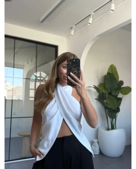 BEYAZ ÇAPRAZ BAĞLAMALI SIRTI AÇIK BLUZ
