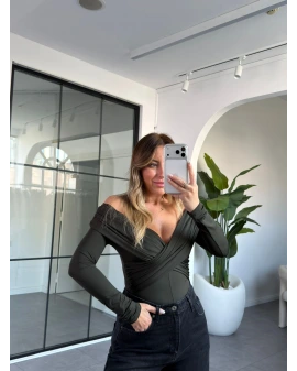 HAKİ DEKOLTE DETAY BODYSUİT