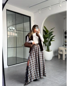 KAHVE AÇIK MAVİ YIRTMAÇ DETAY EKOSE ETEK