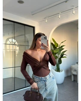 KAHVE DEKOLTE DETAY BODYSUİT