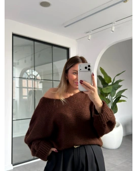 KAHVE KOLLARI KATLAMALI SALAŞ TRİKO KAZAK