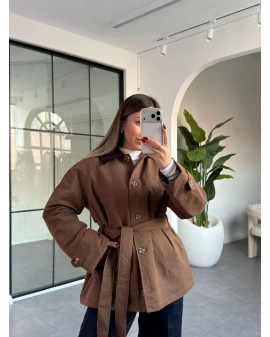 KAHVERENGİ YAKASI KADİFE KUŞAKLI MONT