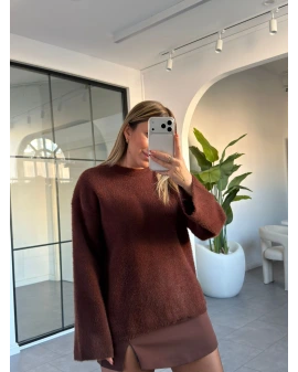 KAHVERENGİ YUMOŞ DOKULU KAŞMİR KAZAK