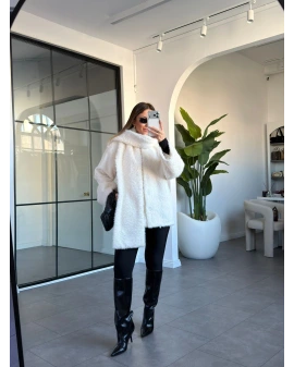 KREM ŞAL AKSESUARLI SAKALLI CEKET