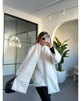 KREM ŞAL AKSESUARLI SAKALLI CEKET