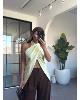 SARI ÇAPRAZ BAĞLAMALI SIRTI AÇIK BLUZ