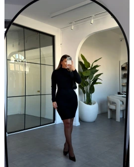 SİYAH SAKALLI ELBİSE