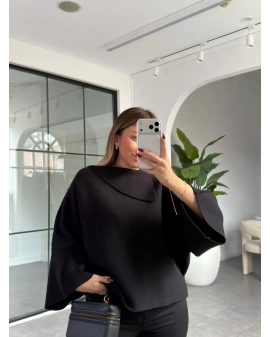 SİYAH ŞAL YAKA YARASA KOL TRİKO KAZAK