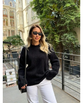 SİYAH YUMOŞ DOKULU KAŞMİR KAZAK