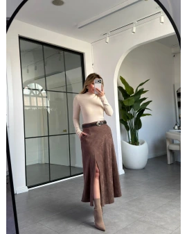 VİZON YIRTMAÇ DETAY SÜET ETEK