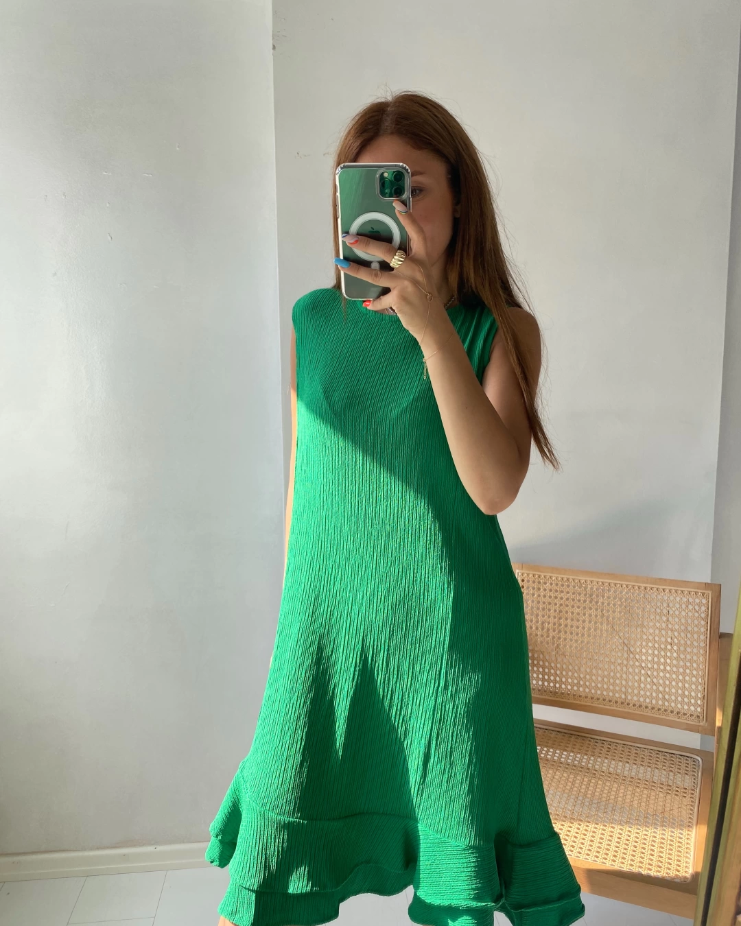 Yeşil Gofre Etek Ucu Volanlı Elbise