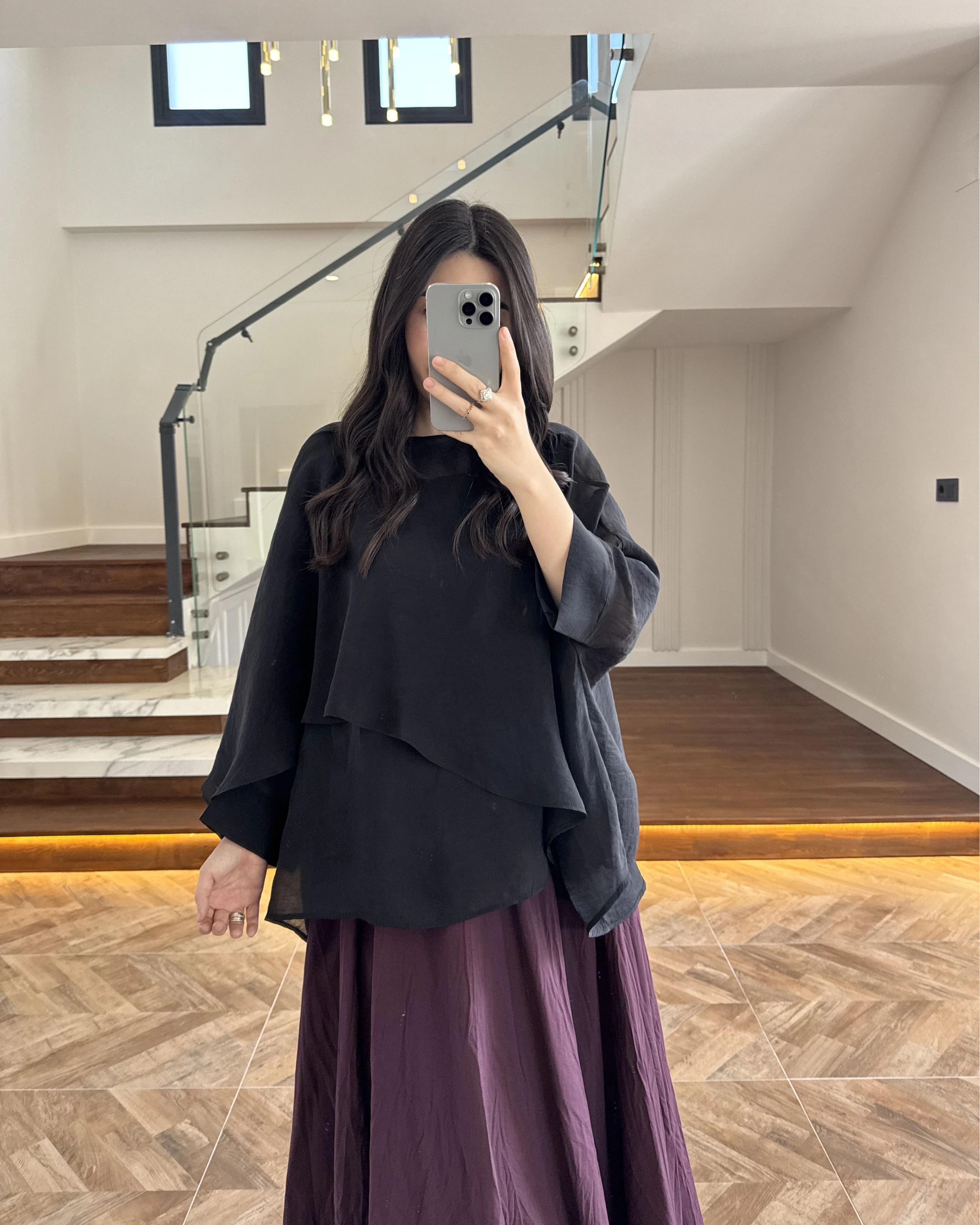 KARGOLAMA 15 ŞUBAT SİYAH UÇUŞAN PELERİN BLUZ -5026