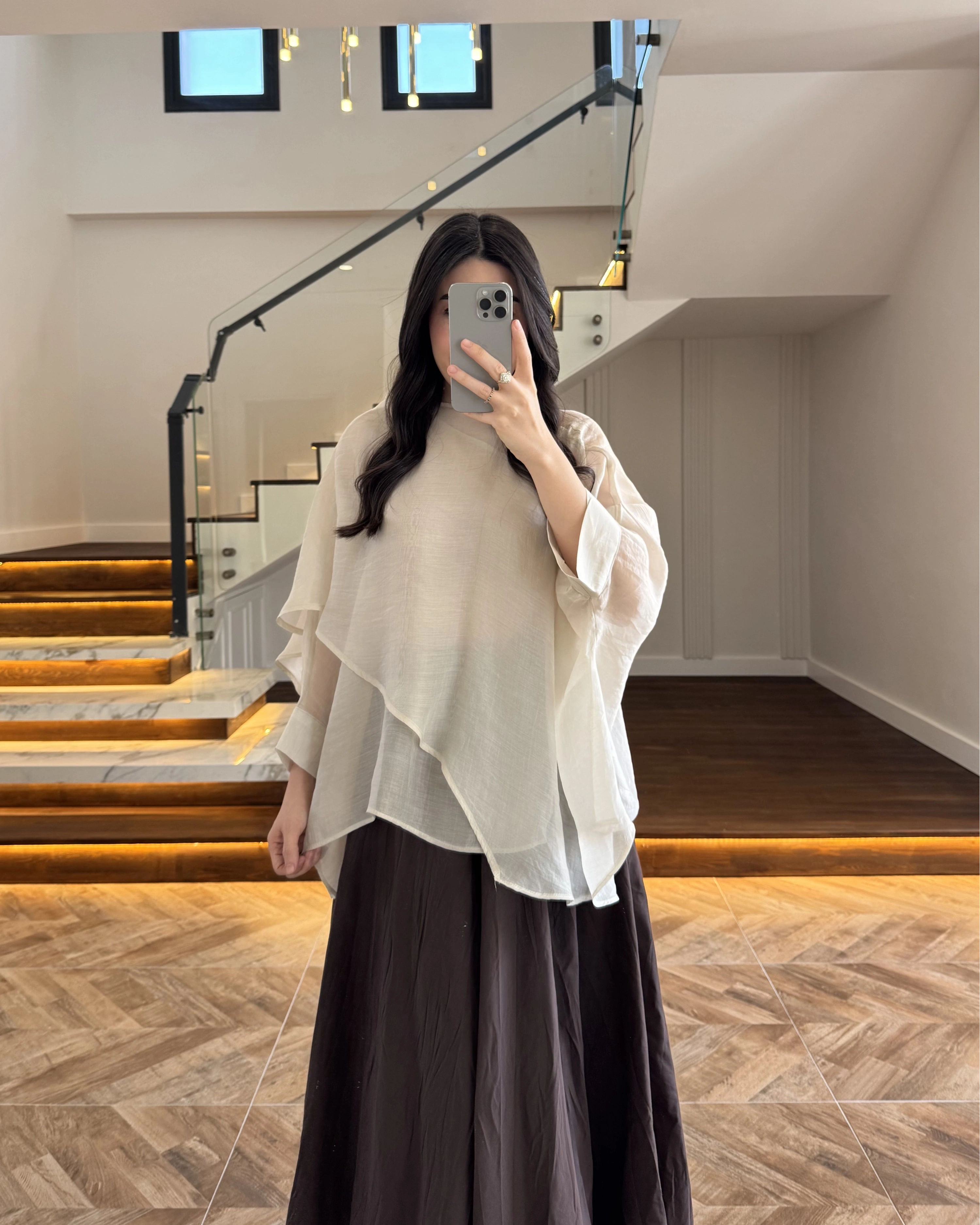 KARGOLAMA 15 ŞUBAT TAŞ UÇUŞAN PELERİN BLUZ -5026