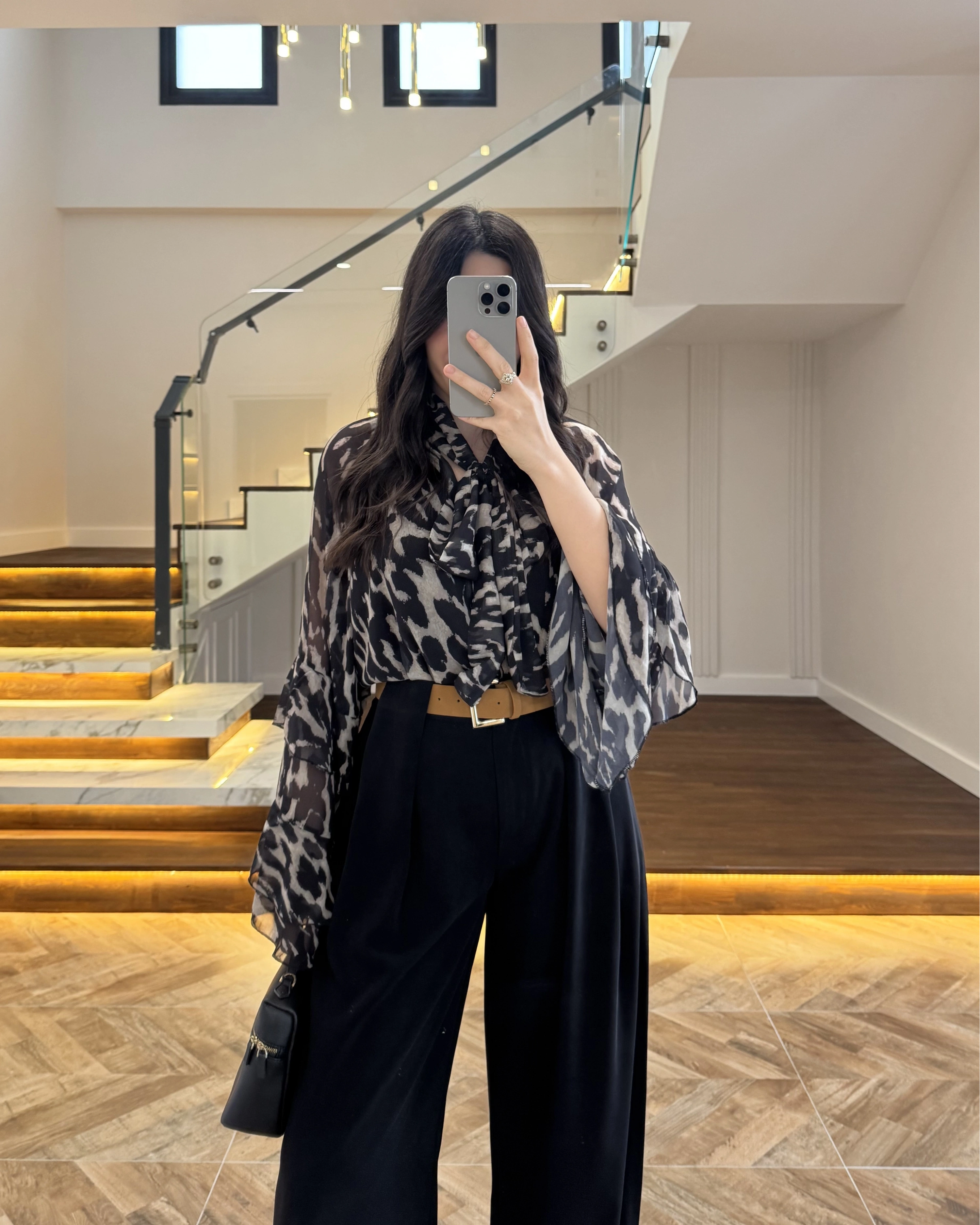 ( ÖN SİPARİŞ ) SİYAH KÖPRÜ DETAYLI PALAZZO PANTOLON-3855