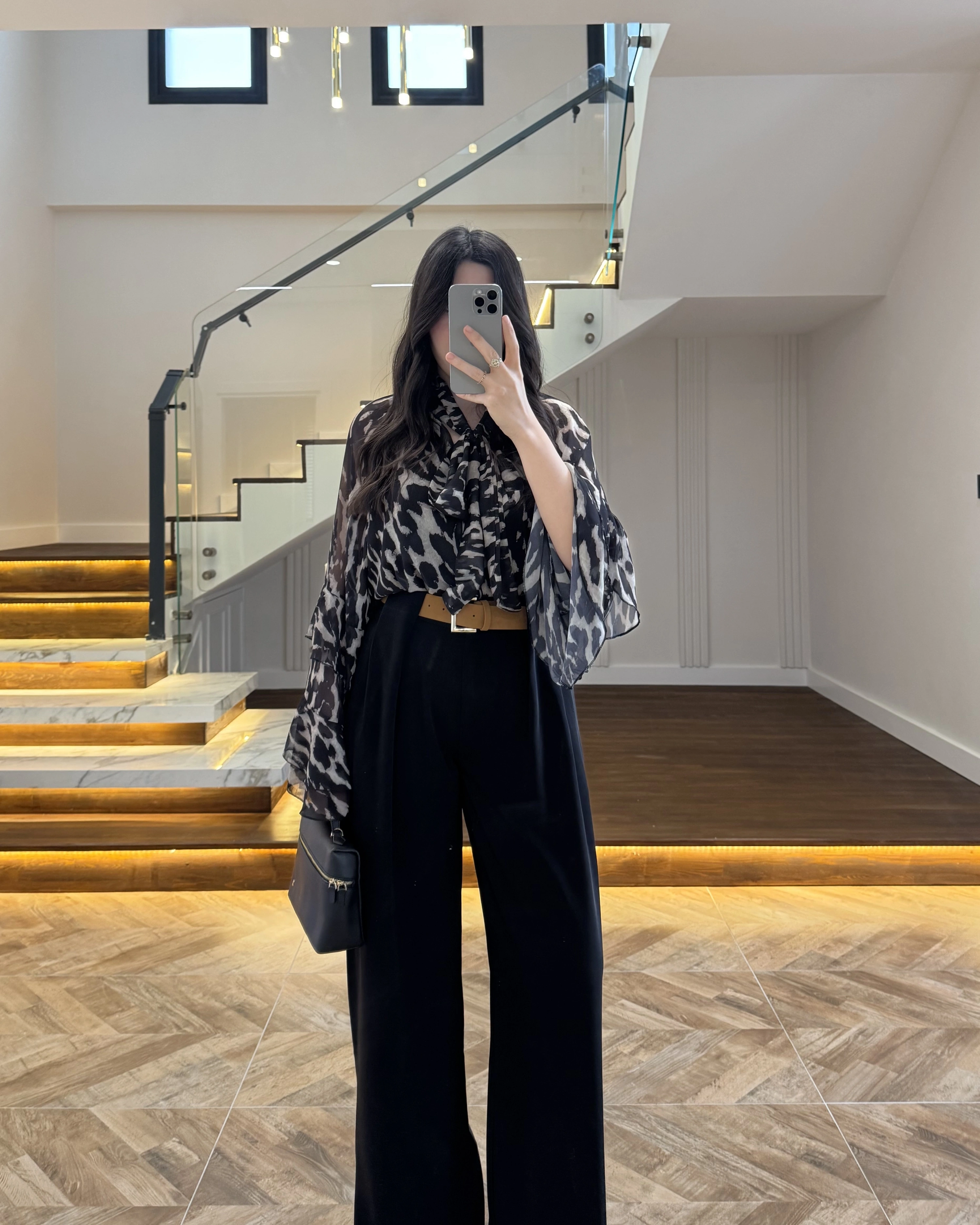 ( ÖN SİPARİŞ ) SİYAH KÖPRÜ DETAYLI PALAZZO PANTOLON-3855