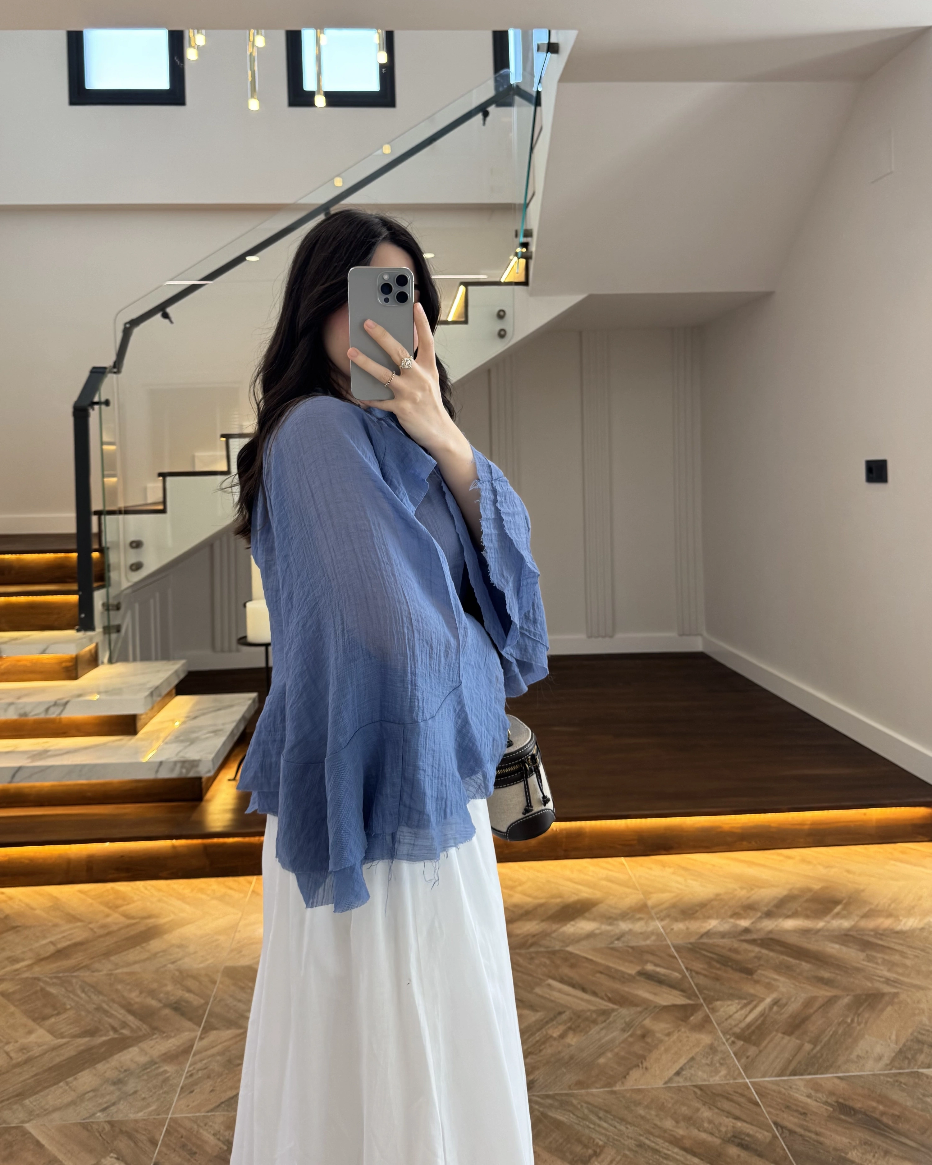 MAVİ KOLLARI FIRFIRLI BLUZ-5009