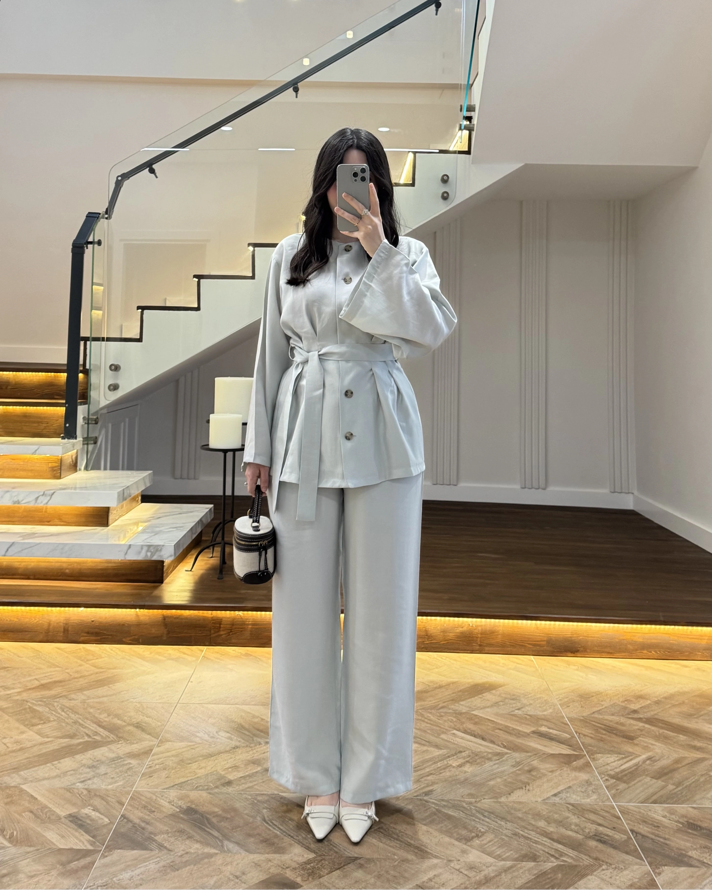 GRİ PİLE DETAY KUŞAKLI TAKIM -8926