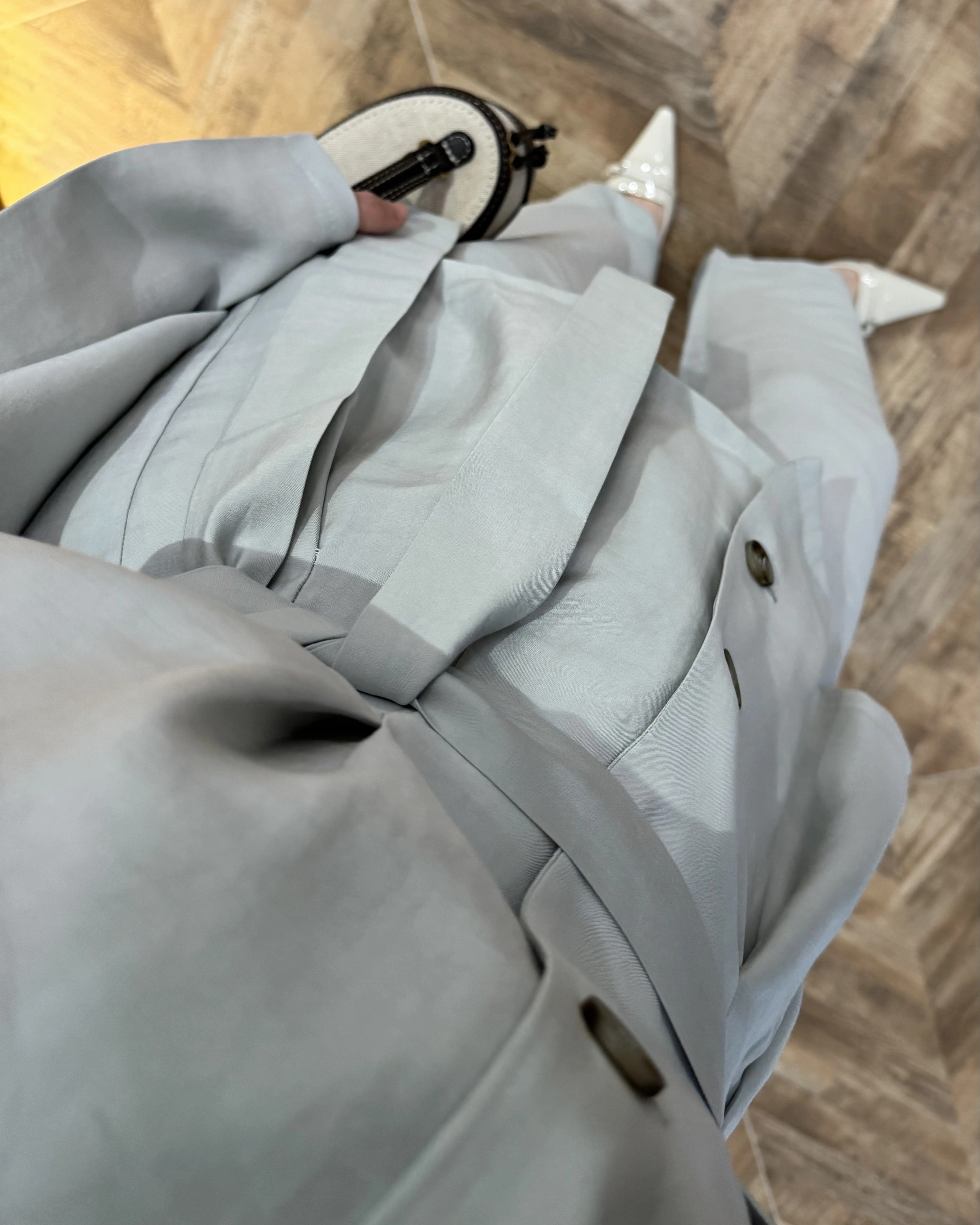 GRİ PİLE DETAY KUŞAKLI TAKIM -8926