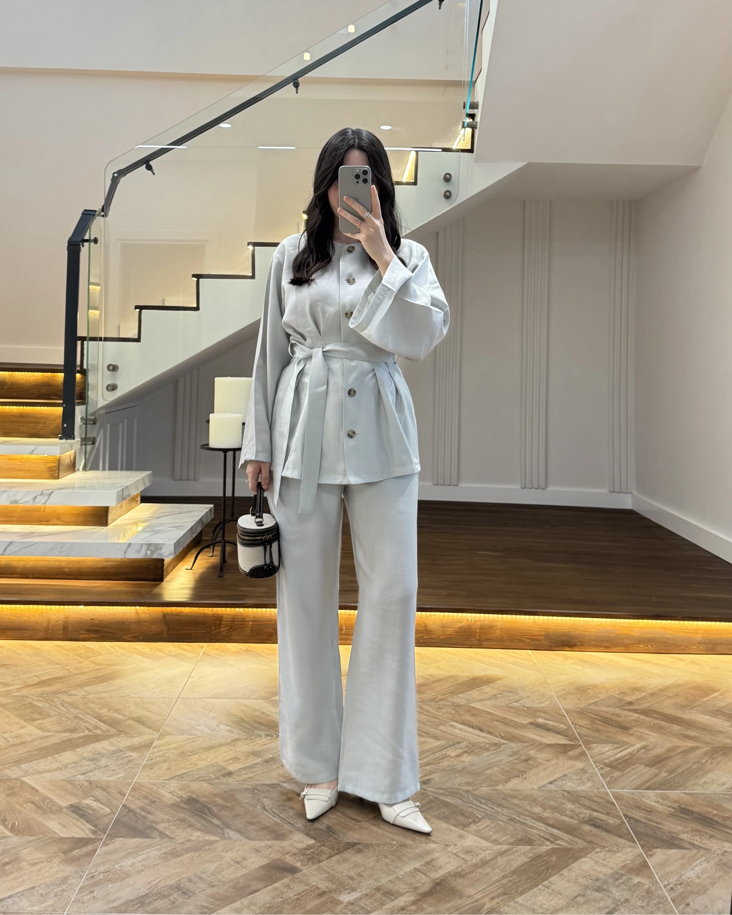 GRİ PİLE DETAY KUŞAKLI TAKIM -8926