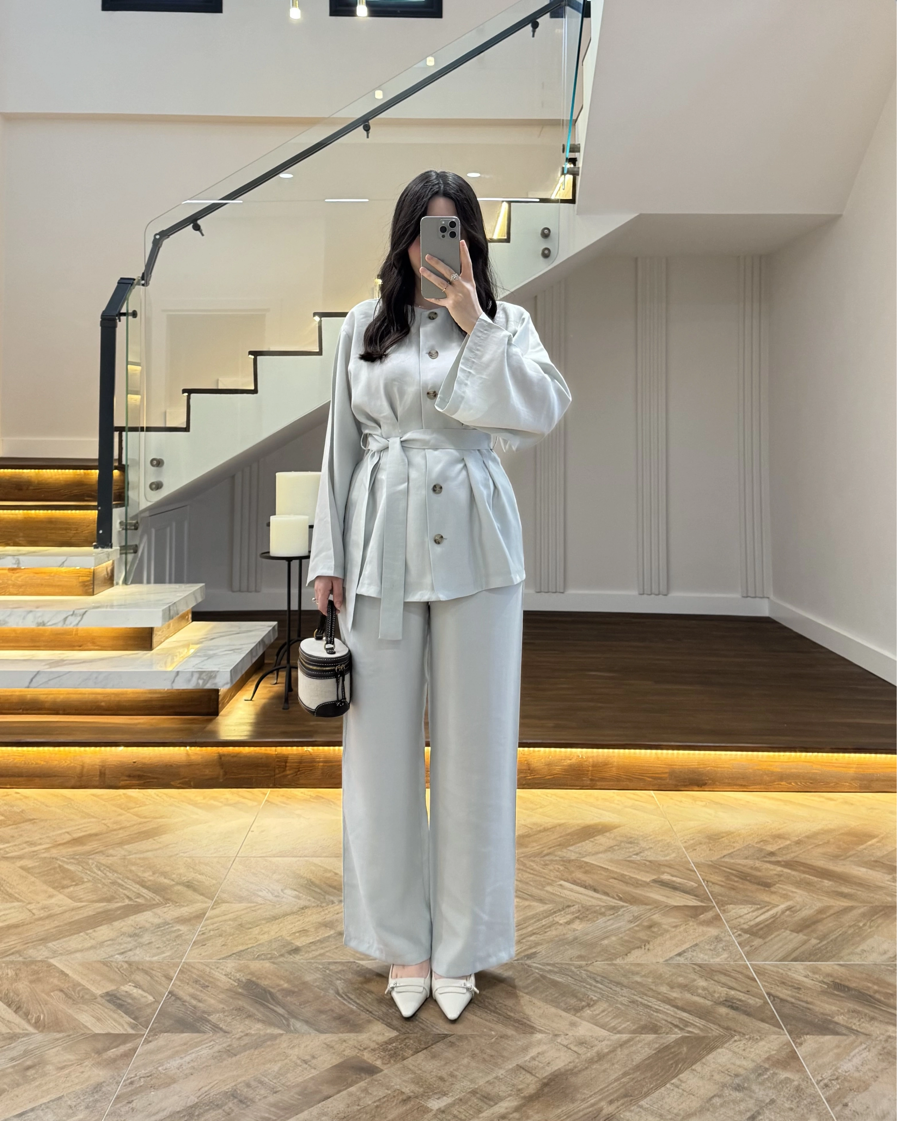 GRİ PİLE DETAY KUŞAKLI TAKIM -8926