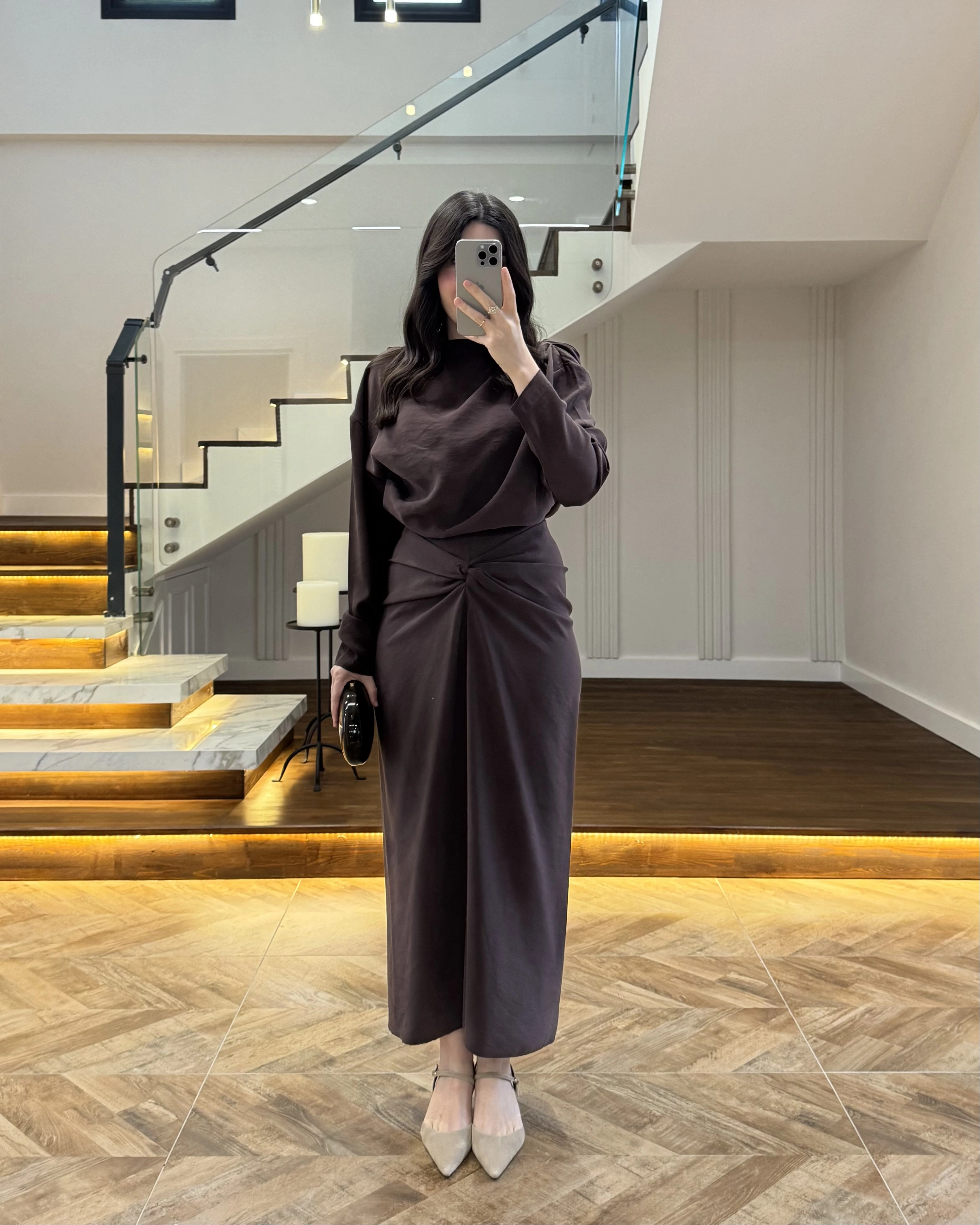 KAHVE ÖNÜ BURGU ETEK TAKIM -0674