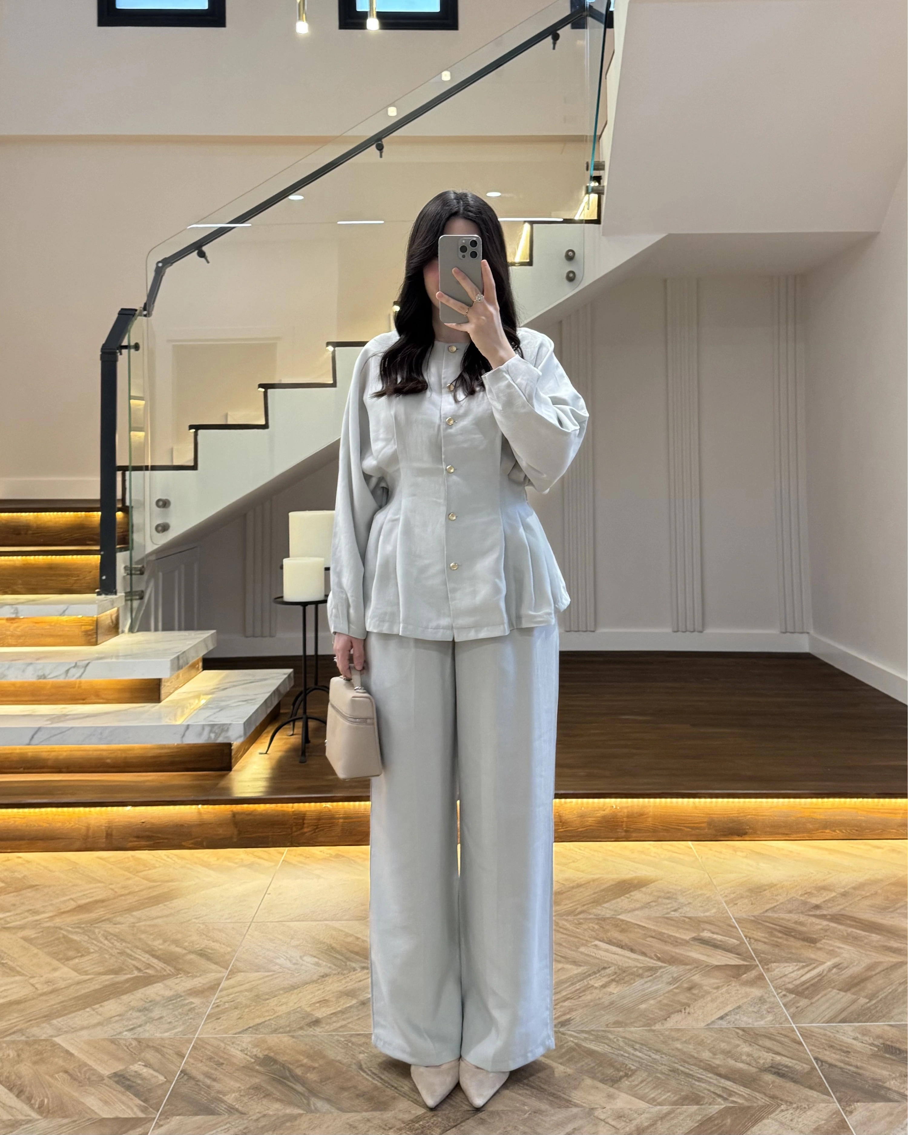 GRİ GOLD DÜĞMELİ PİLELİ TAKIM -8930