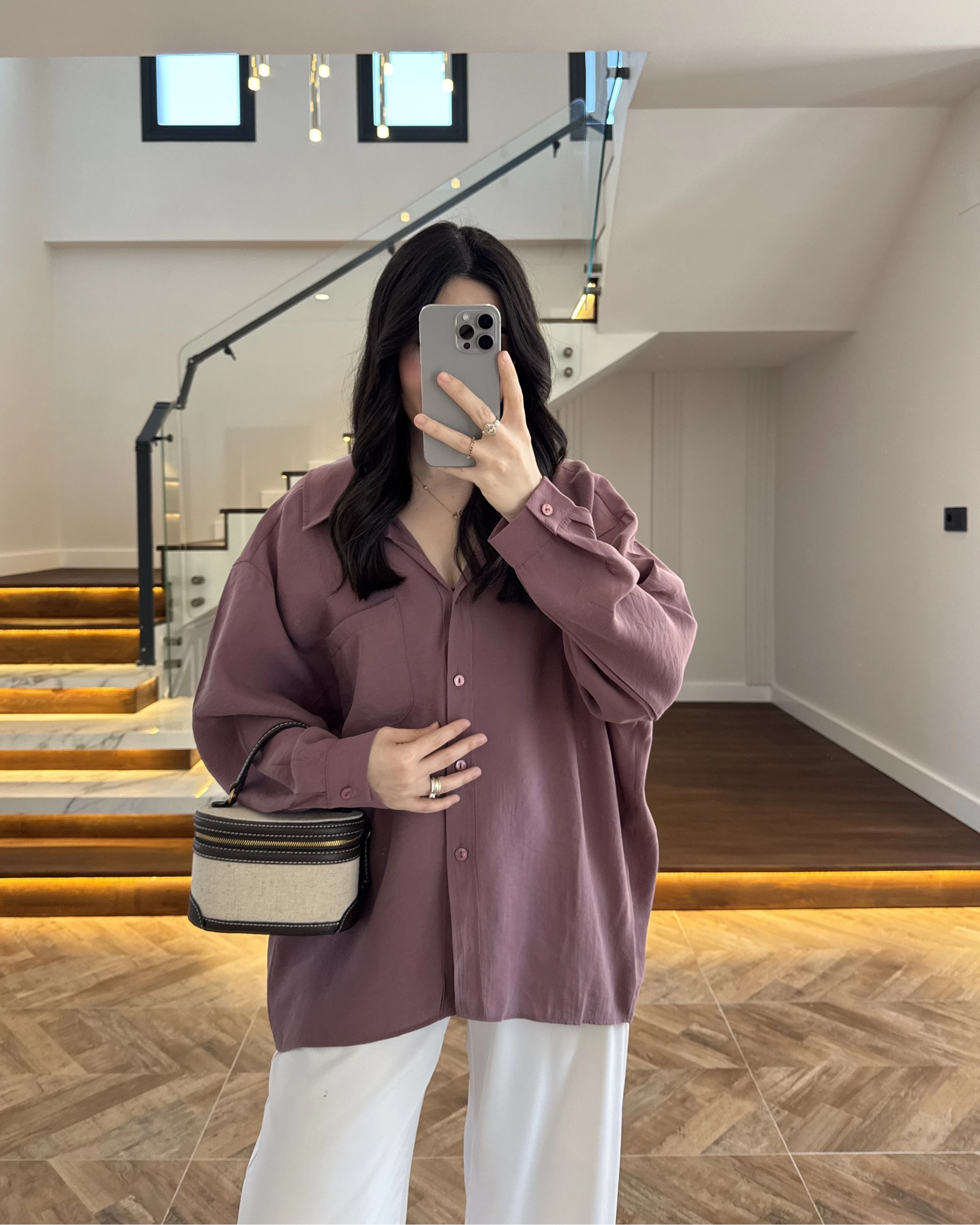 GÜL KURUSU DÜŞÜK OMUZLU MODAL GÖMLEK -5050