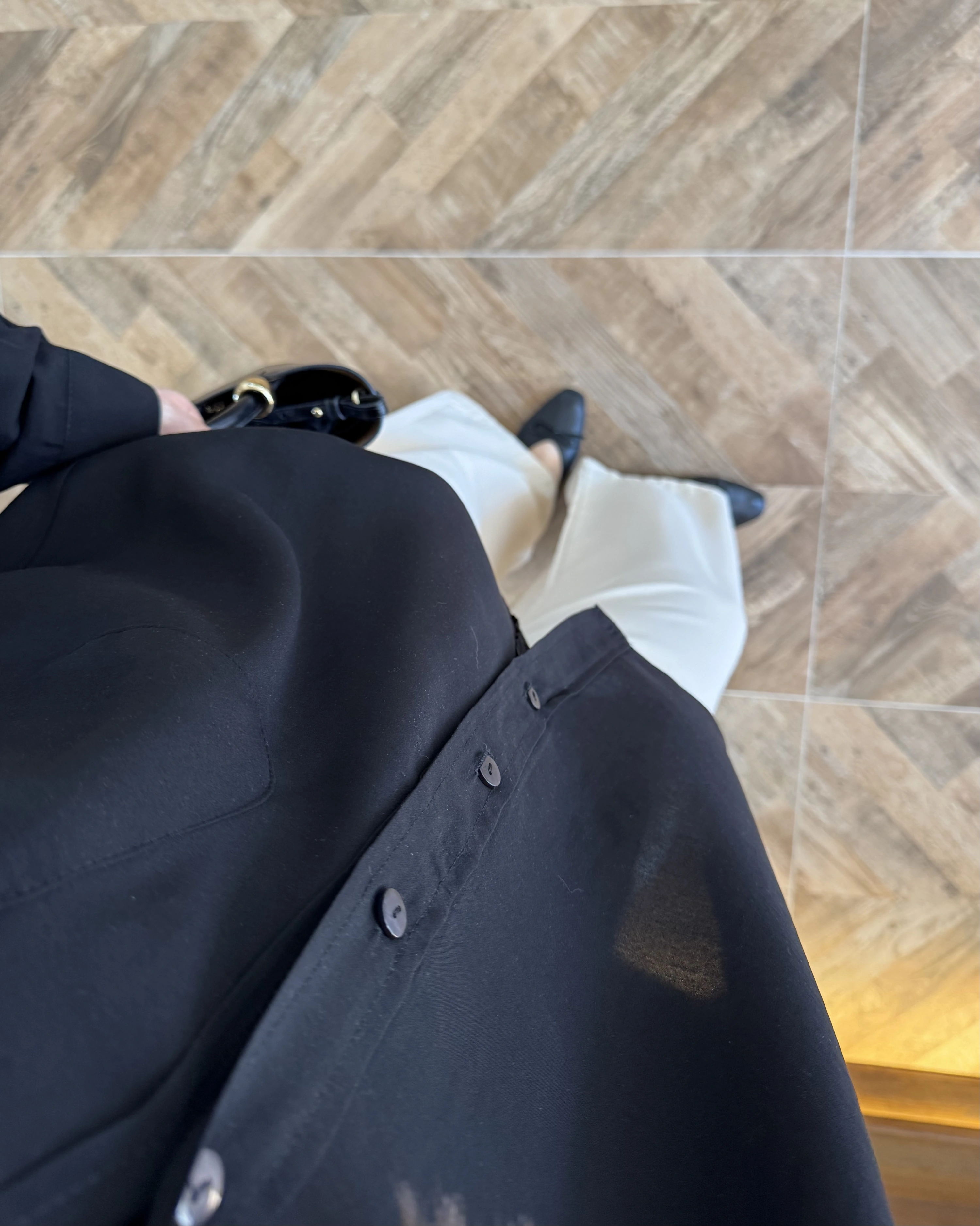 SİYAH DÜŞÜK OMUZLU MODAL GÖMLEK -5050