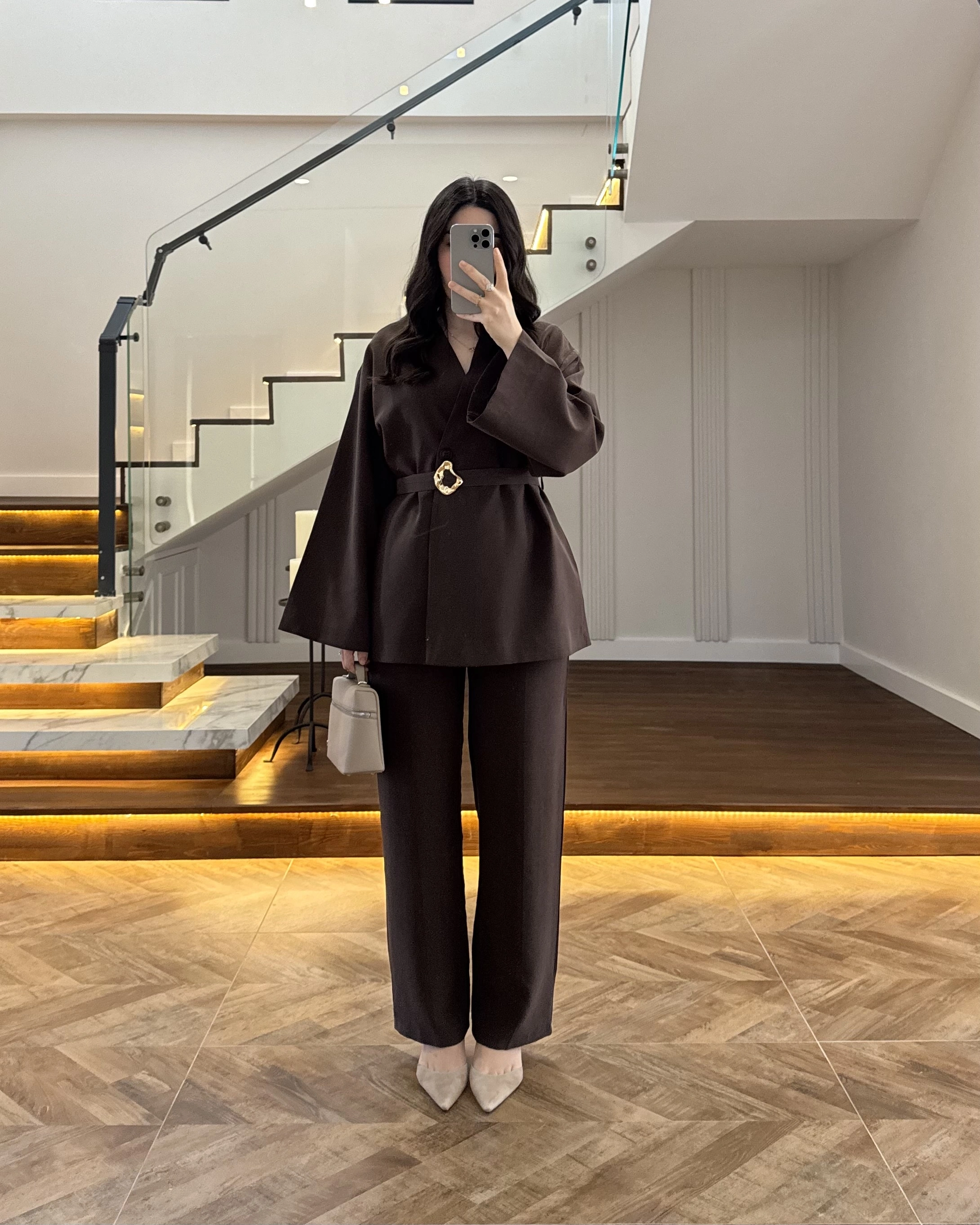 KAHVE ÖNÜ DÜĞMELİ TOKALI TAKIM-9021