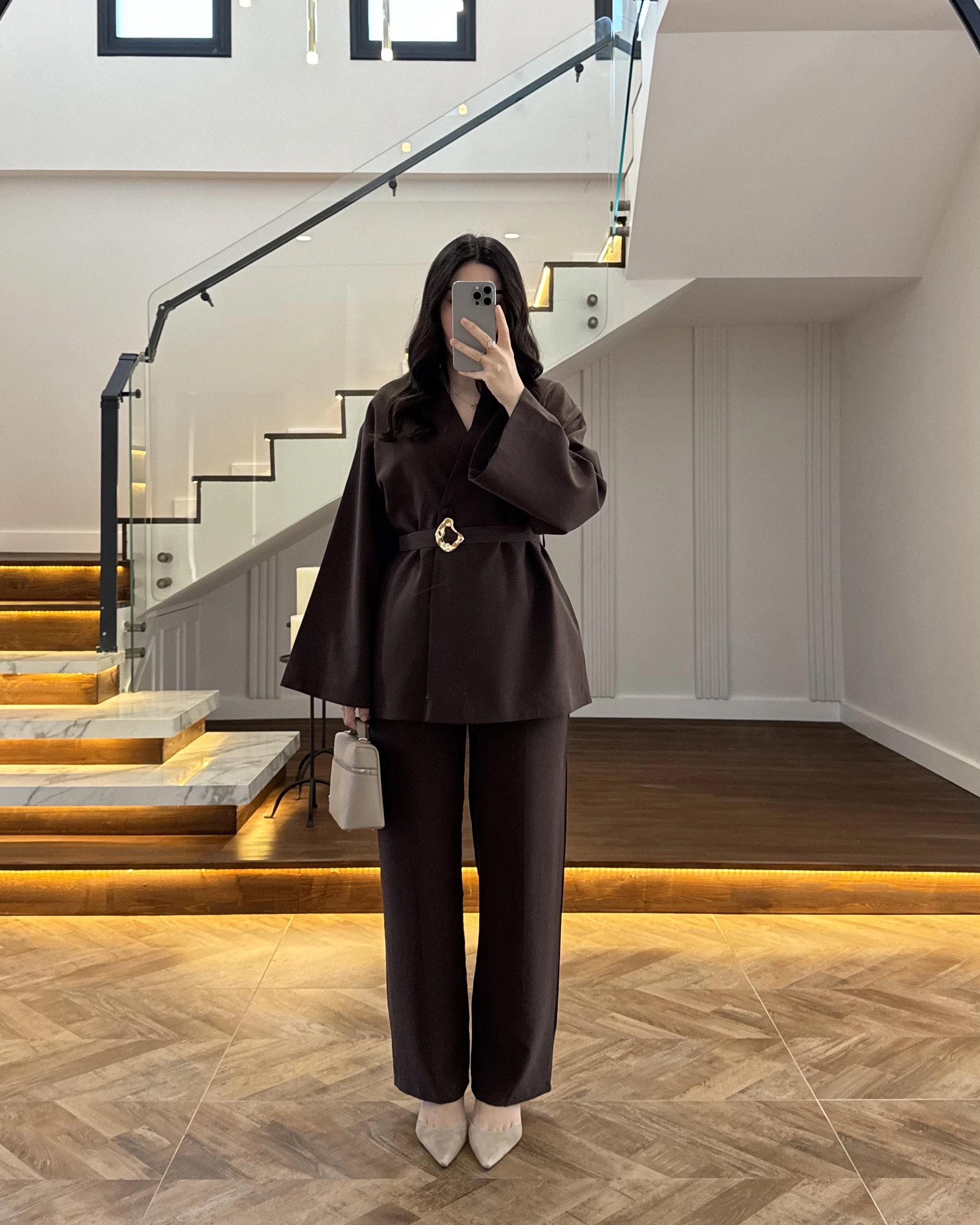 KAHVE ÖNÜ DÜĞMELİ TOKALI TAKIM-9021