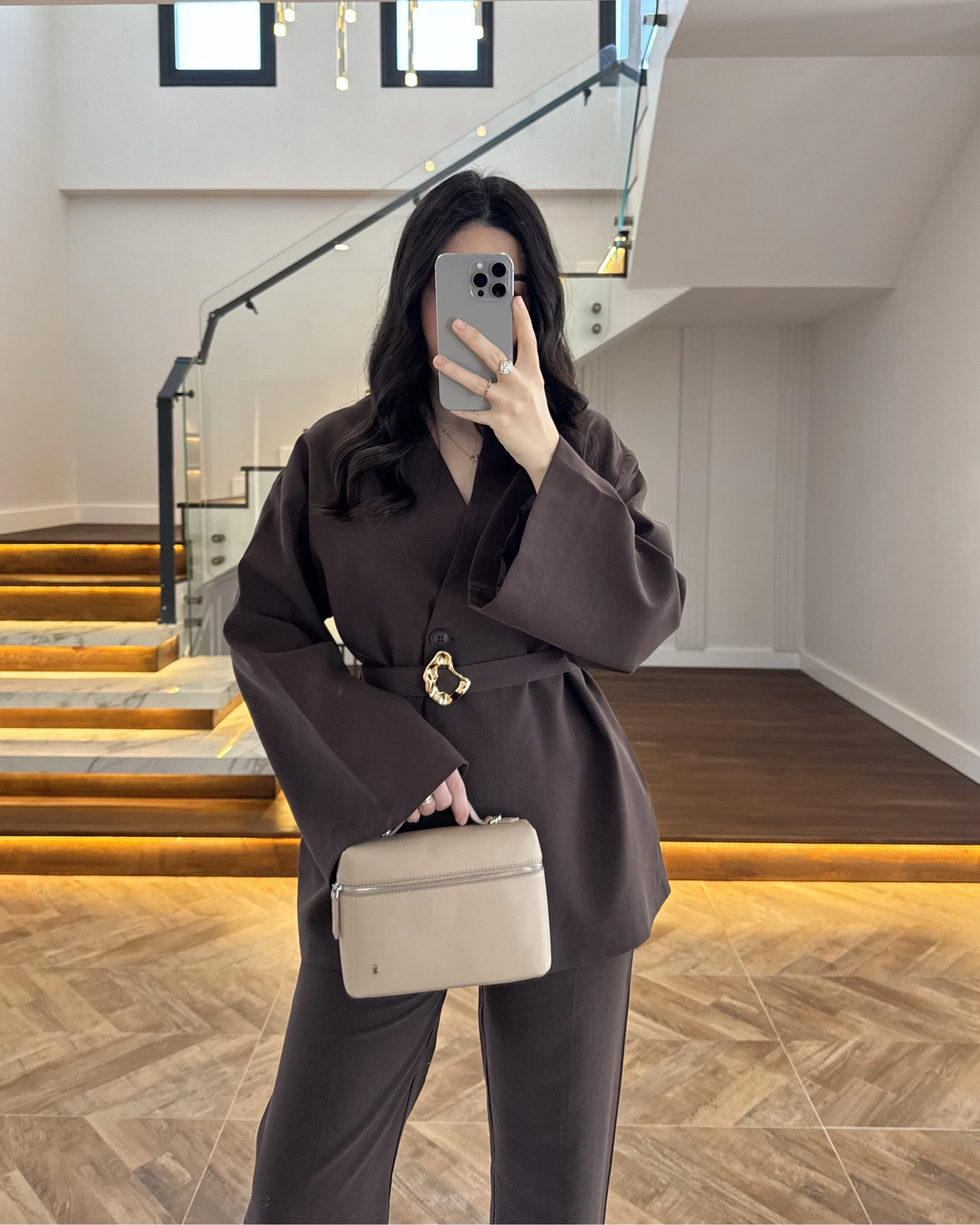 KAHVE ÖNÜ DÜĞMELİ TOKALI TAKIM-9021