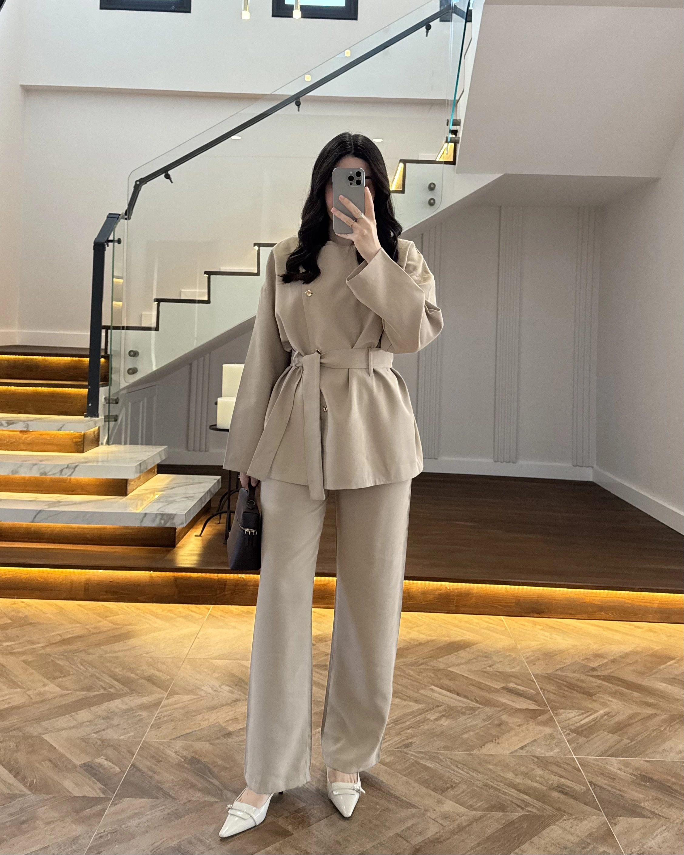 VİZON ASİMETRİK GOLD DÜĞMELİ TAKIM-9023