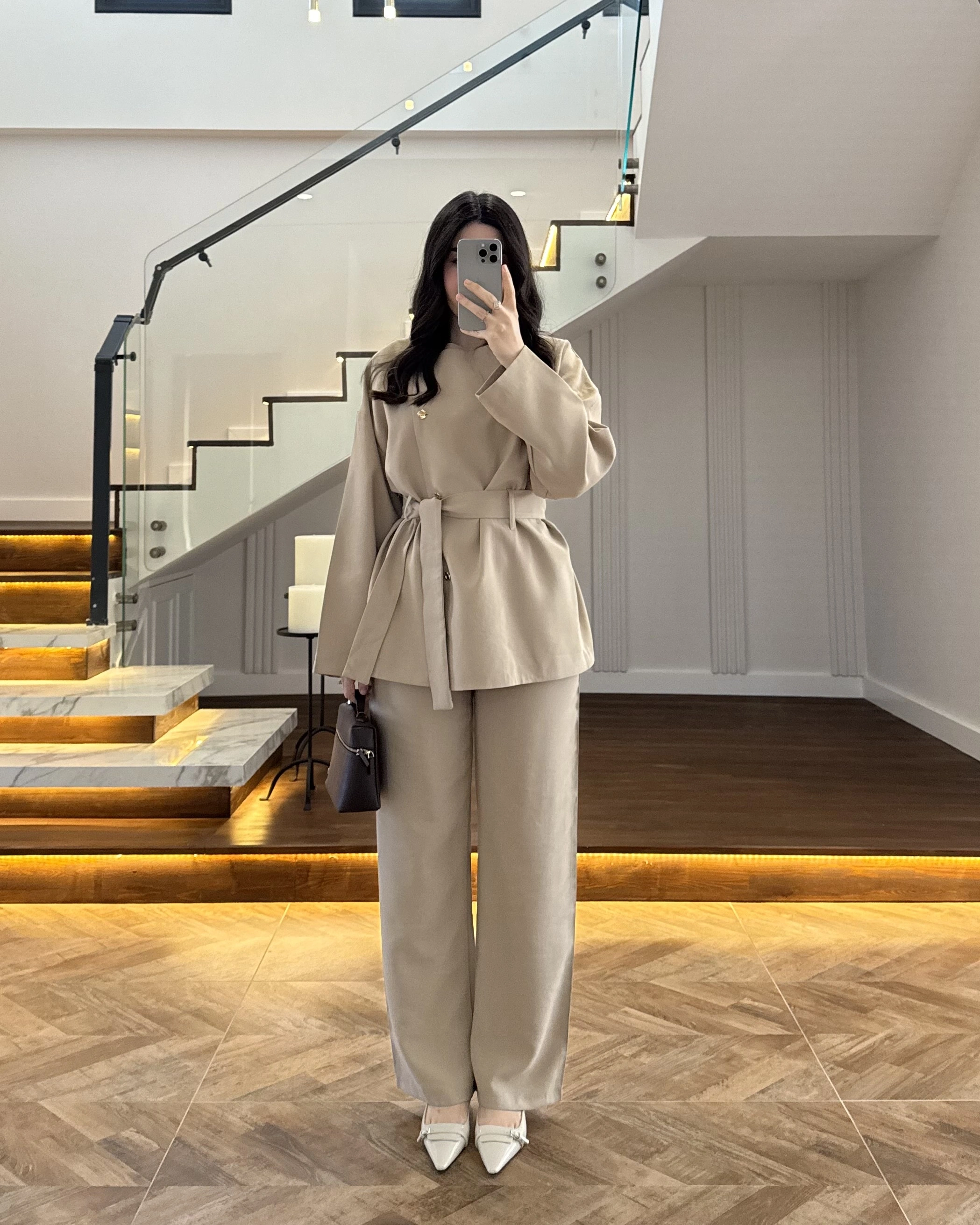 VİZON ASİMETRİK GOLD DÜĞMELİ TAKIM-9023