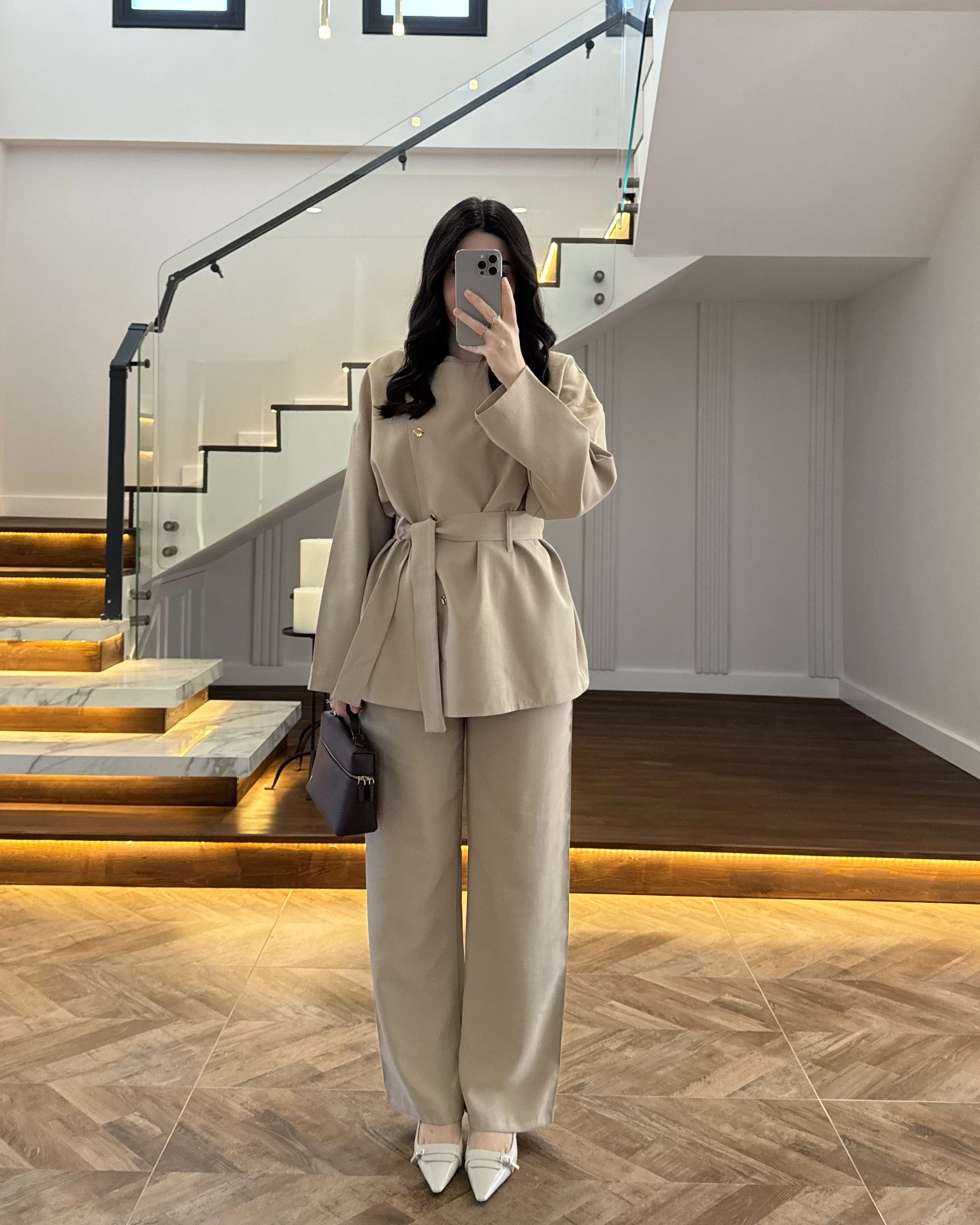 VİZON ASİMETRİK GOLD DÜĞMELİ TAKIM-9023