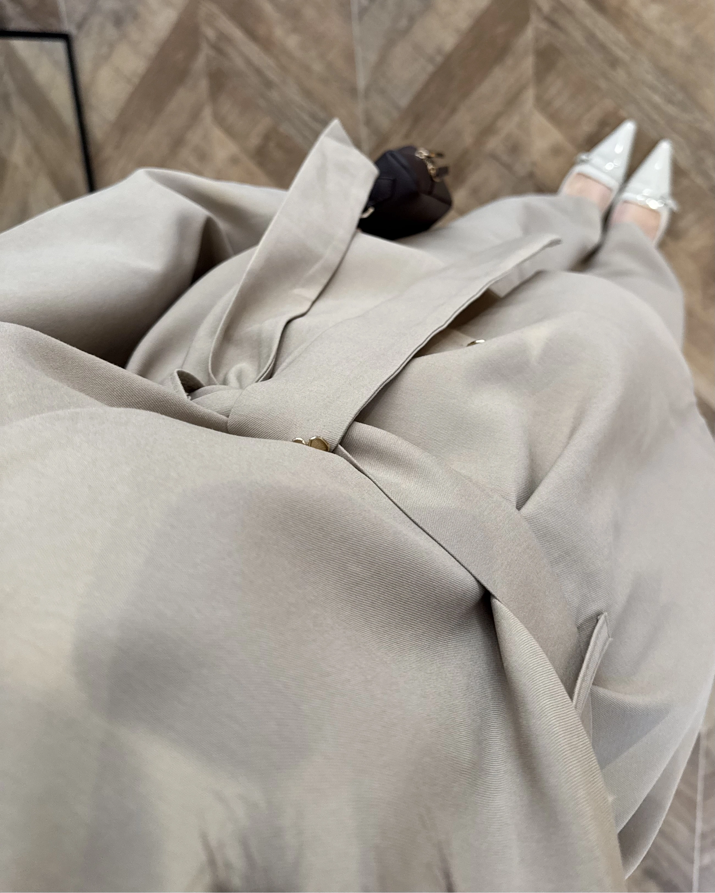 VİZON ASİMETRİK GOLD DÜĞMELİ TAKIM-9023