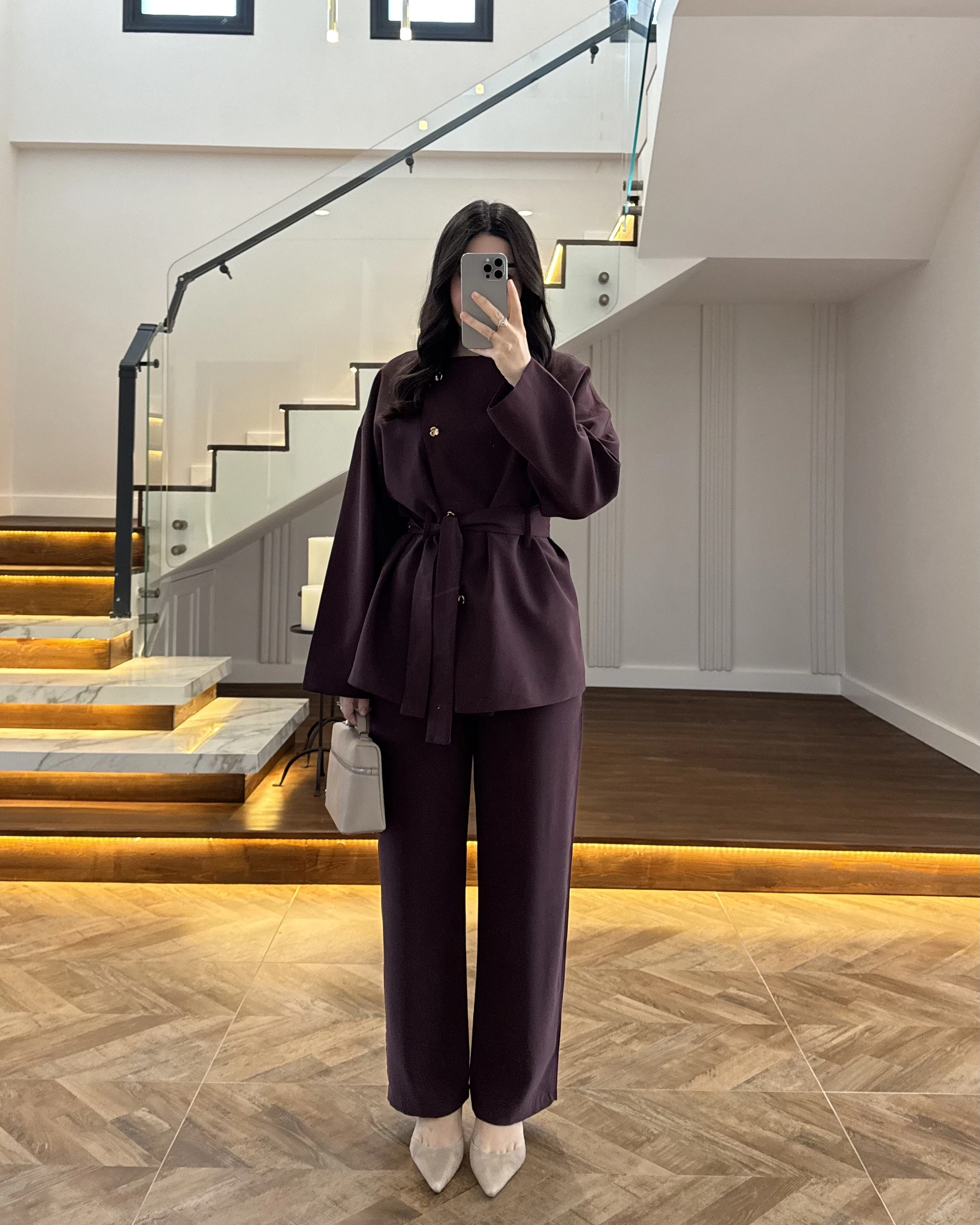 MÜRDÜM ASİMETRİK GOLD DÜĞMELİ TAKIM-9023