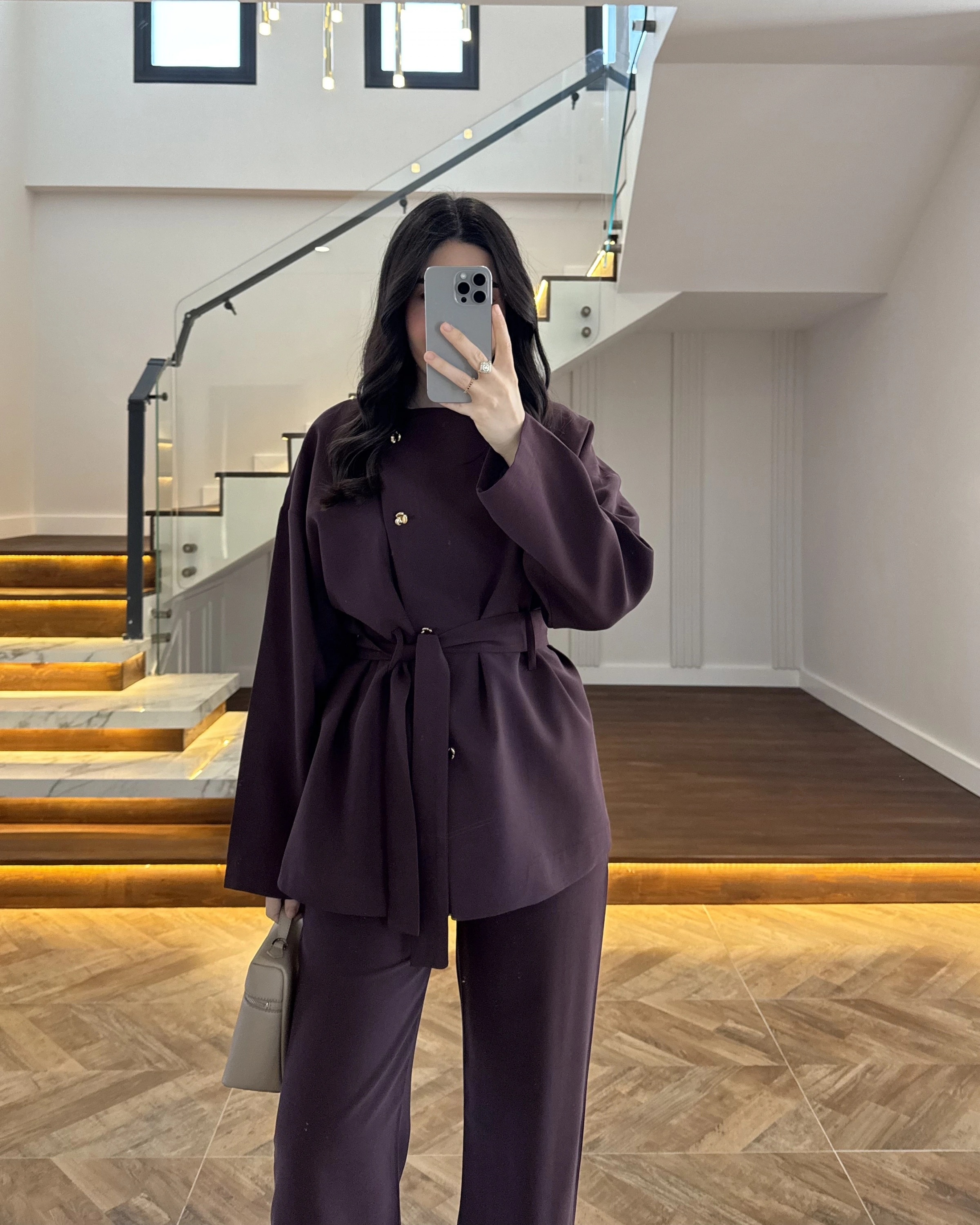 MÜRDÜM ASİMETRİK GOLD DÜĞMELİ TAKIM-9023