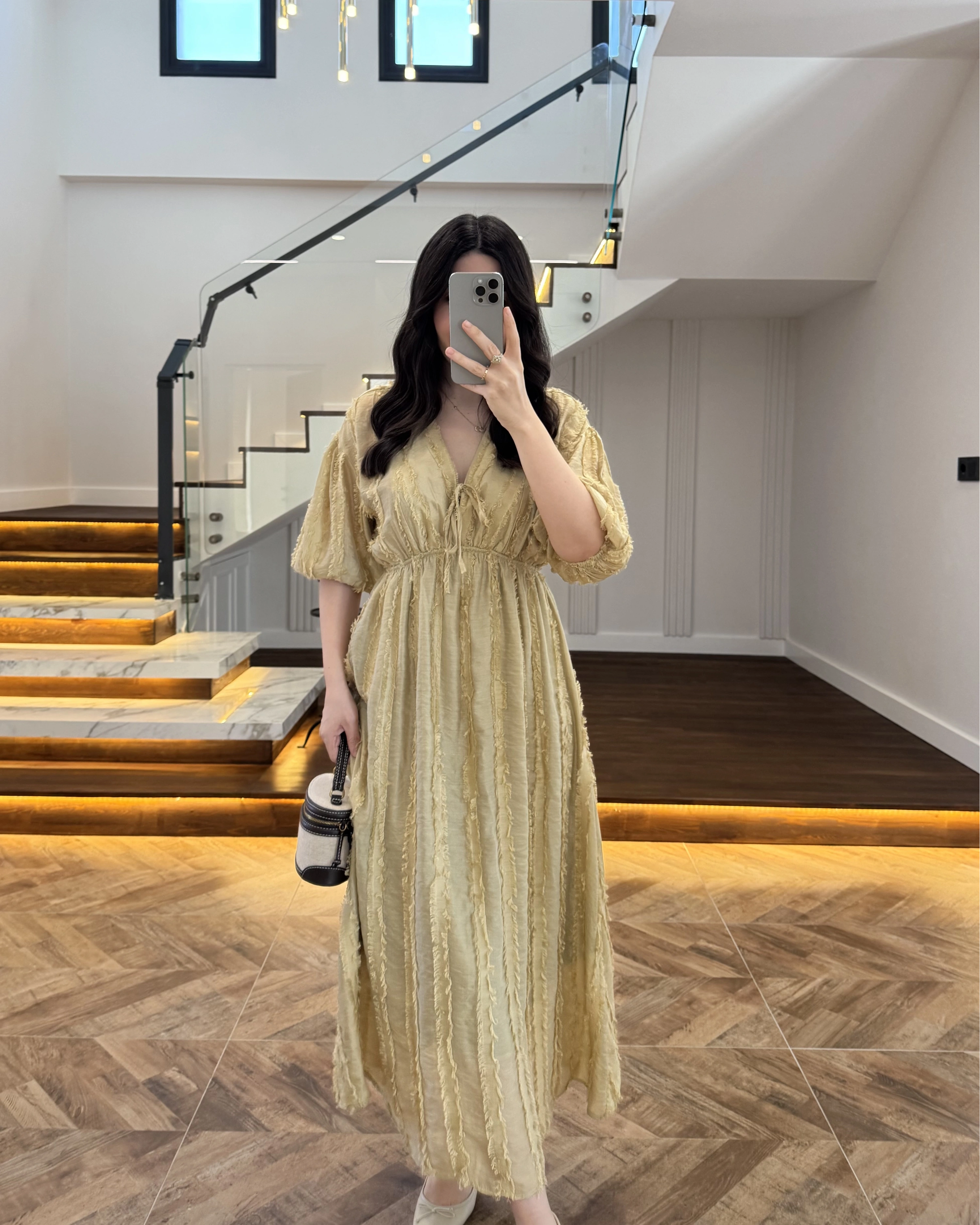 YEŞİL PÜSKÜLLÜ ELBİSE - 3075