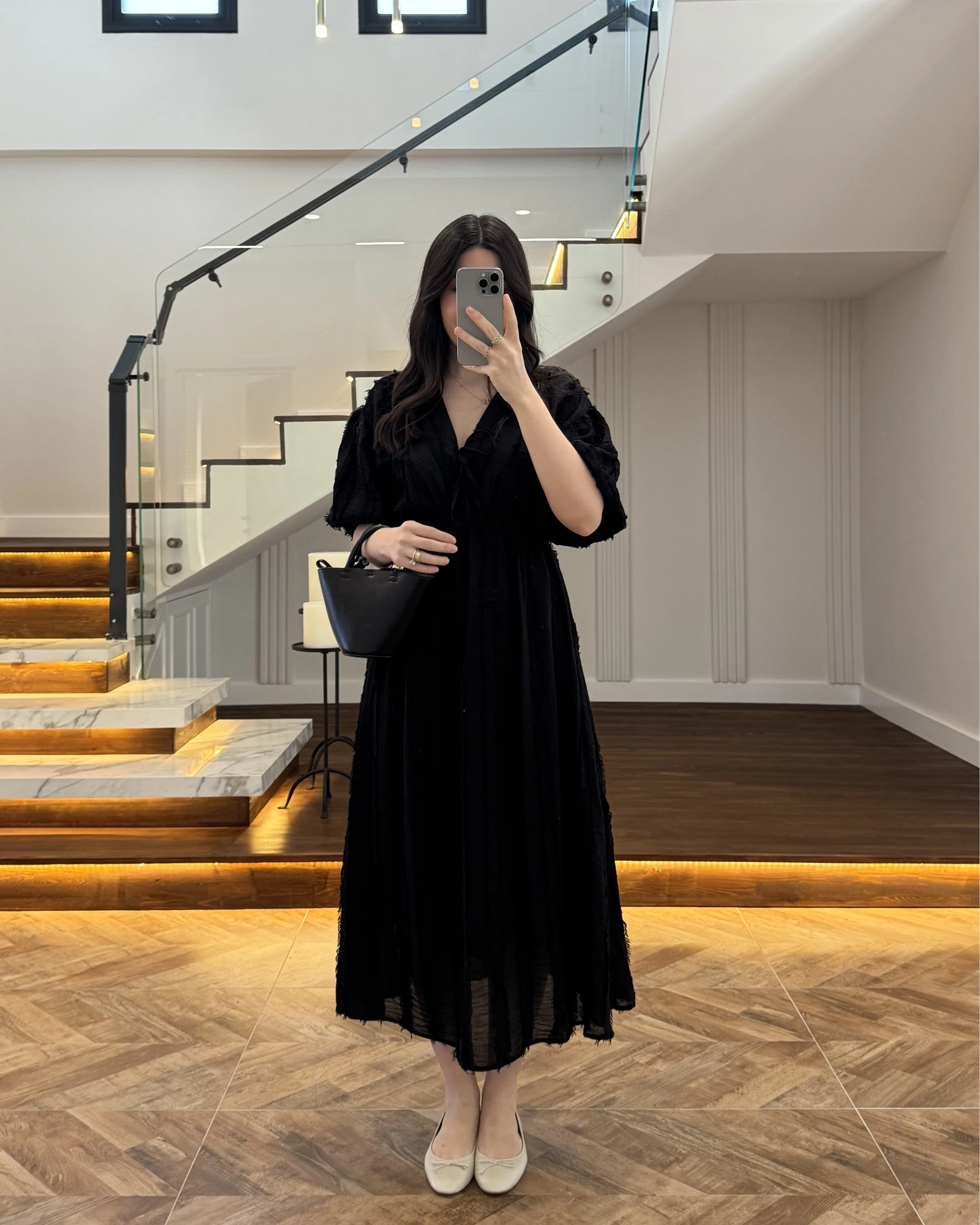 SİYAH PÜSKÜLLÜ ELBİSE - 3075