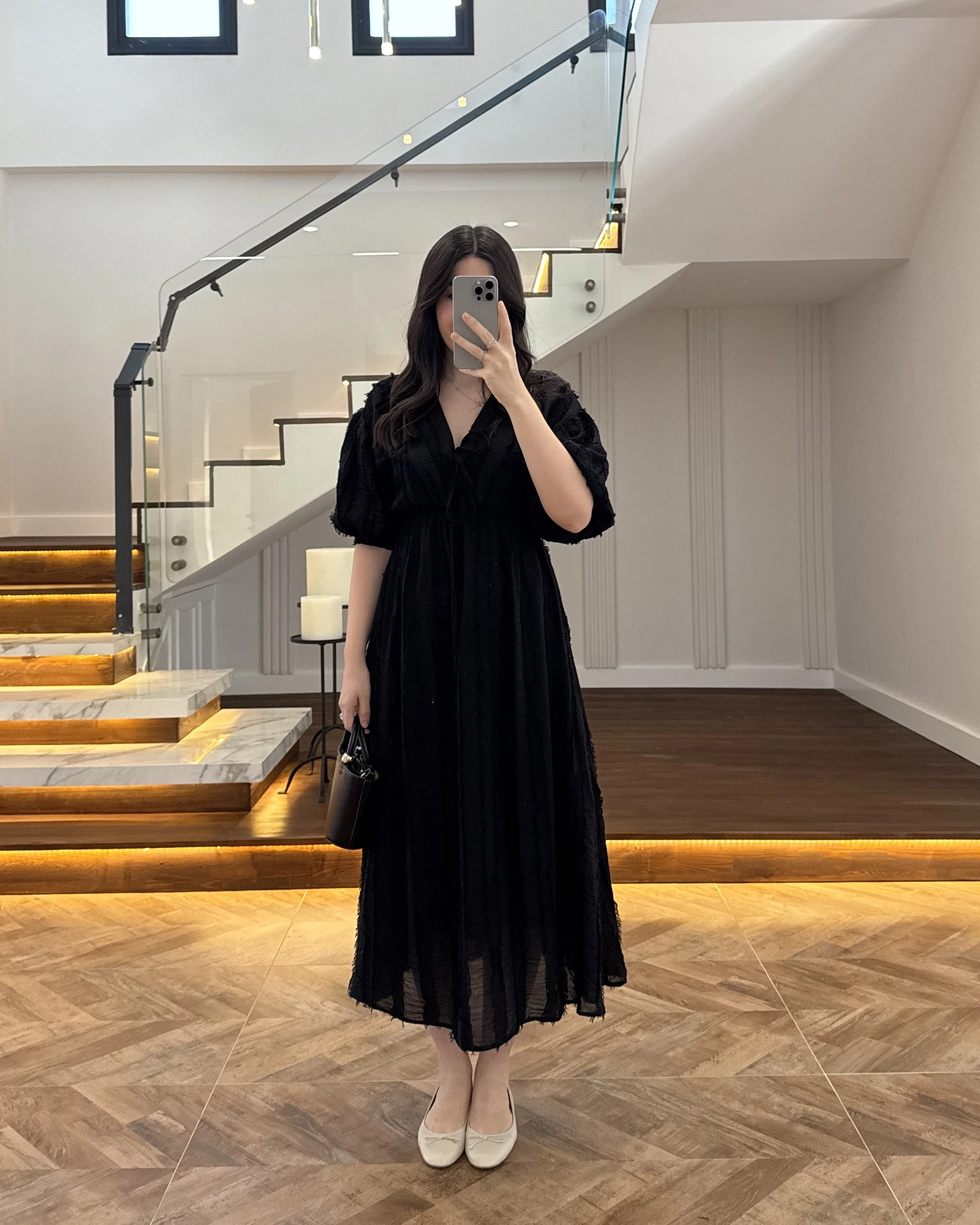 SİYAH PÜSKÜLLÜ ELBİSE - 3075